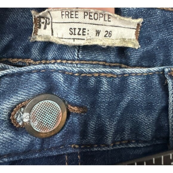 Free People Y2K Mid Rise Button Hem Jeans Women’s 26 Retro 2000s Flare VTG - Picture 11 of 12